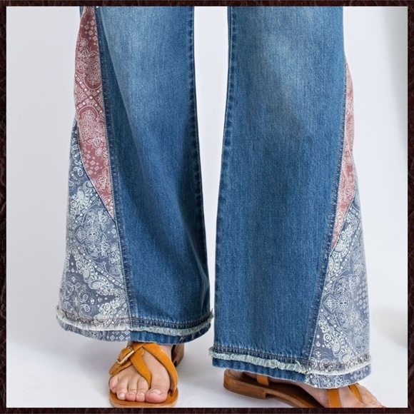 EASEL "I Got A Feeling" Bell Bottom Denim Pant W/Contrast Patchwork At The Sides - Picture 8 of 16